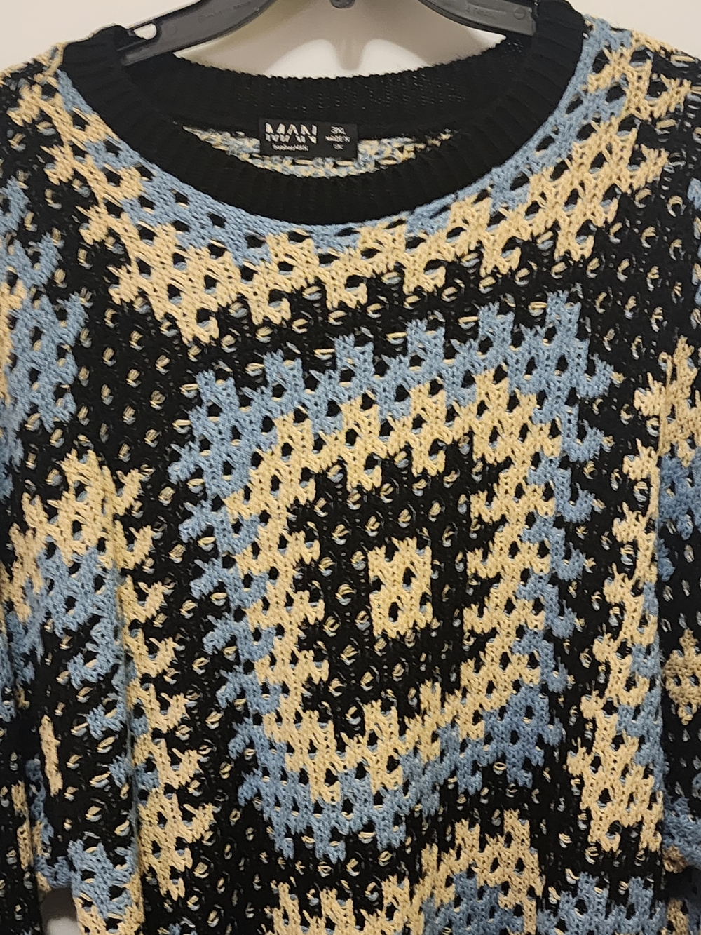 Boohoo Man  Crochet-Style Crewneck Sweater in Blue, Black & Cream - Picture 4 of 10